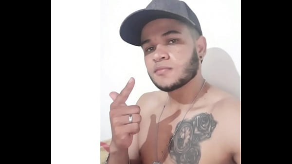Joven atractivo culea rico HD